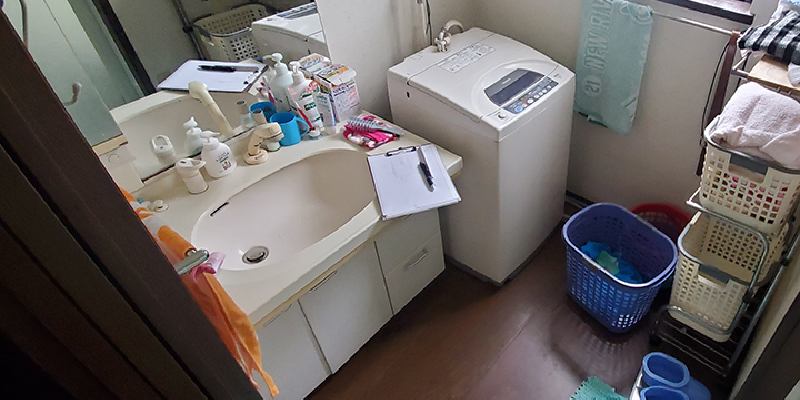 狭い洗面所が散らかる原因を分解する（まず置き場の設計から）