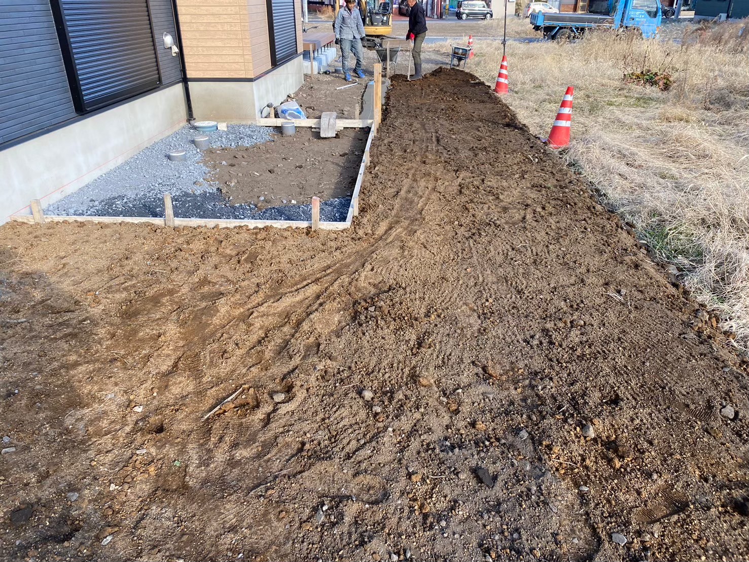 宇都宮市の外構工事における砕石下地施工