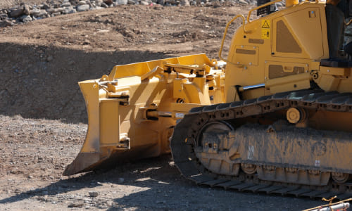 自社重機と職人