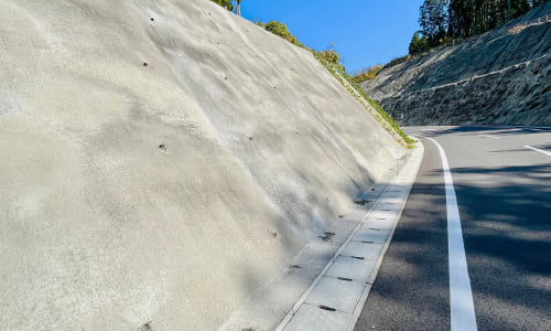 モルタル吹付・植生工