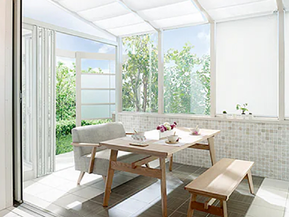 家族のくつろぎスペースや洗濯物干し場に