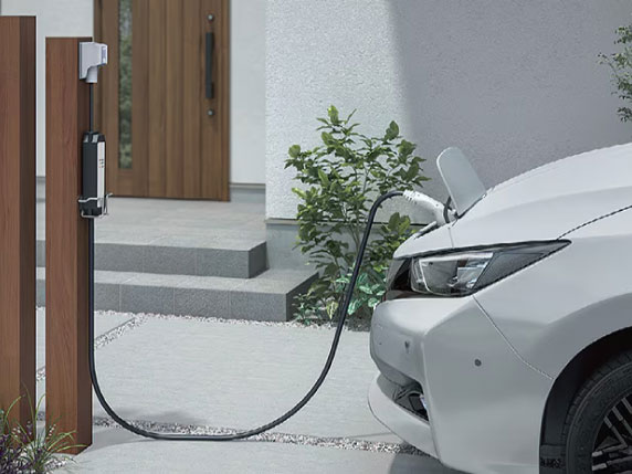 電気自動車（EV）普及に伴う新たな外構工事