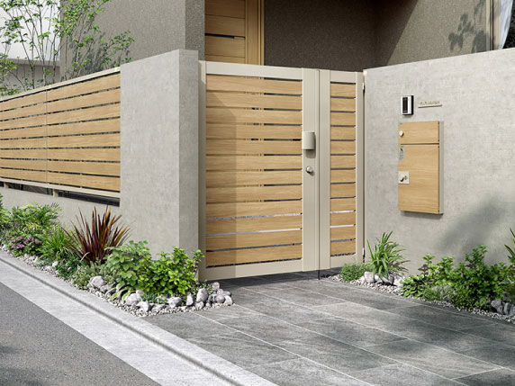 公共道路沿いでの設置制限と届け出