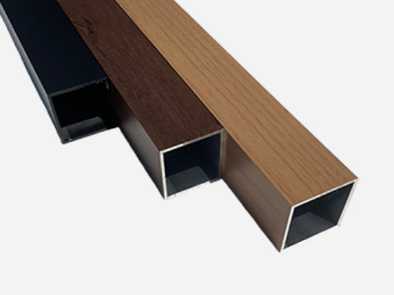 アルミ形材フェンスの特長と注意点