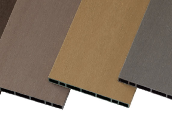 木調樹脂フェンスのナチュラルな魅力