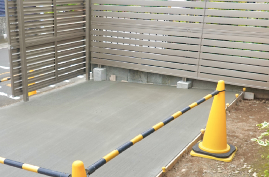 土間コンクリート駐車場 1台分