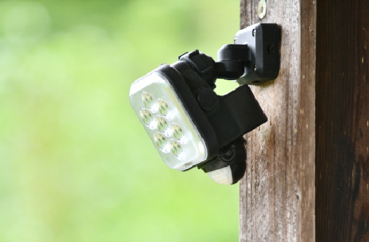 防犯照明の設置