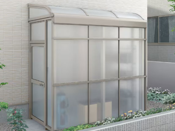 隣地境界・建物との距離、法的制限の確認