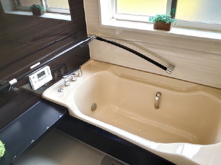 断熱・防汚性能のある浴室