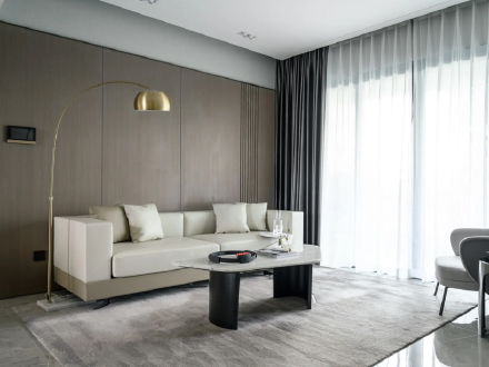 空間全体の色調・質感を統一