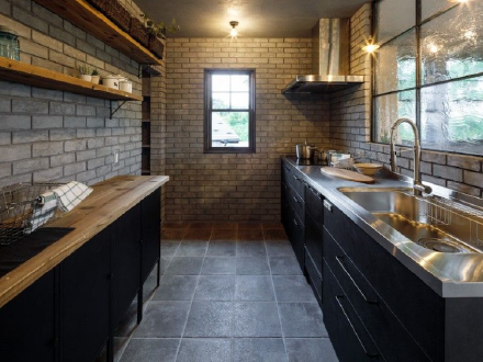 セミクローズドキッチン