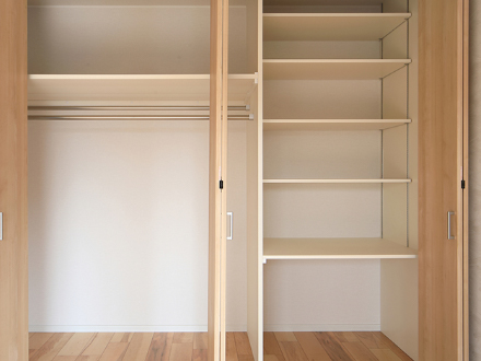 クローゼット収納