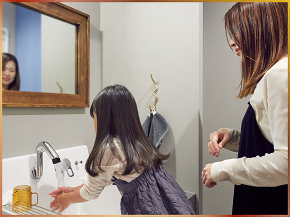 洗面台の高さと鏡の選び方